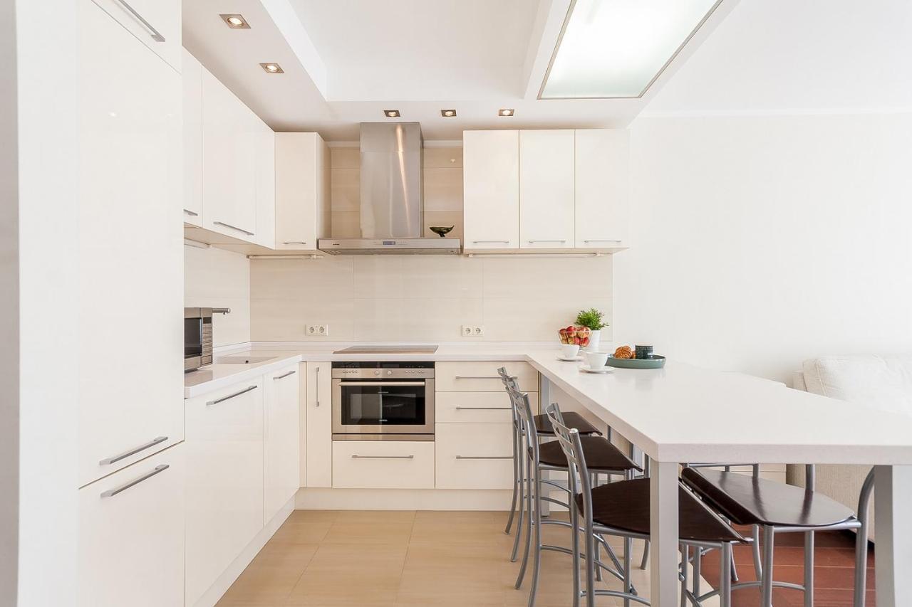 Central Apartment In Gedimino Av By Urban Rent Wilna Exterior foto